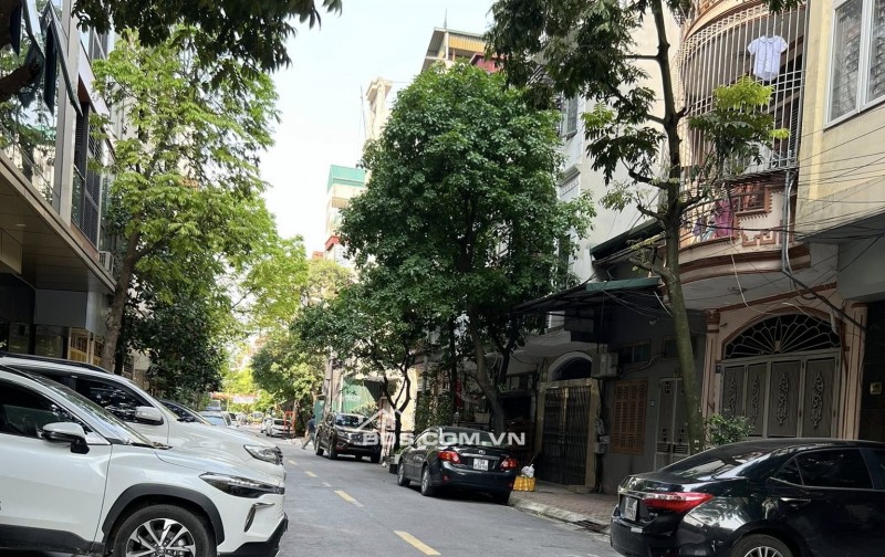 CHÍNH CHỦ BÁN NHÀ PHÂN LÔ MẶT PHỐ LÝ THƯỜNG KIỆT – HÀ ĐÔNG – Ô TÔ TRÁNH – 5 TẦNG MỚI – GIÁ TỐT